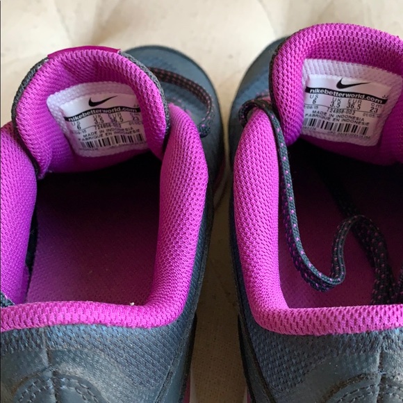 Nike Training Shoes - Picture 6 of 6